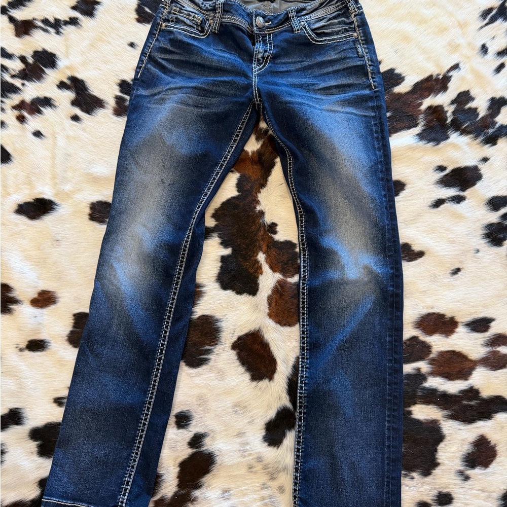 Silver Jeans -Suki mid straight. Dark Blue Straight Leg Jeans